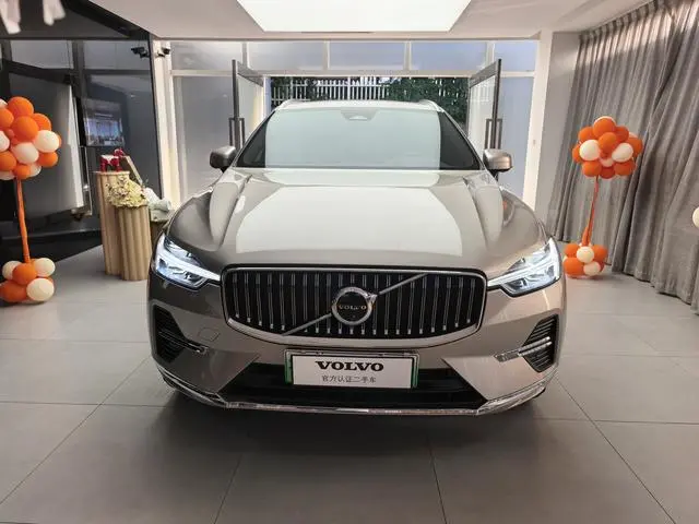 Volvo Volvo XC60 PHEV T8 four-wheel drive long battery life Zhiyuan Deluxe Edition