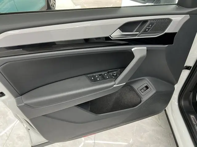 Volkswagen Tanyue 330TSI two-wheel drive 3rd anniversary Limited Edition