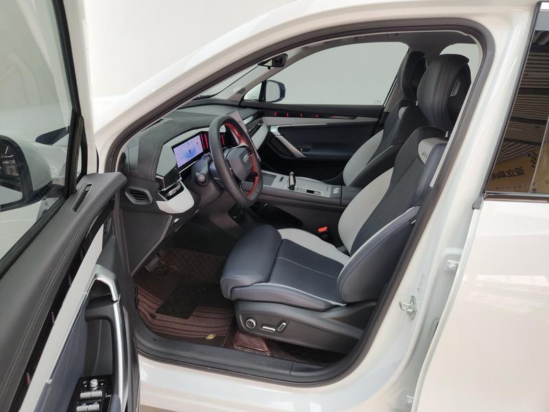 Geely Boyue L 2024