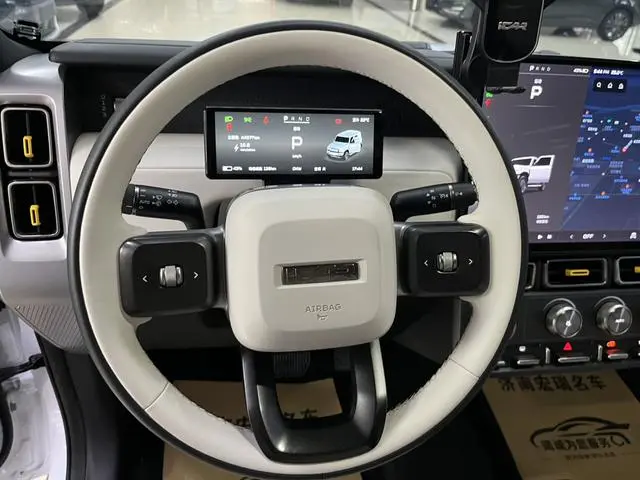 iCAR iCAR V23 401 two-wheel drive Advanced version