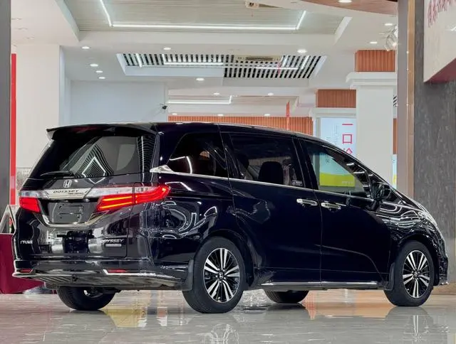 Honda Odyssey 2.0L Sharp*Exclusive Edition