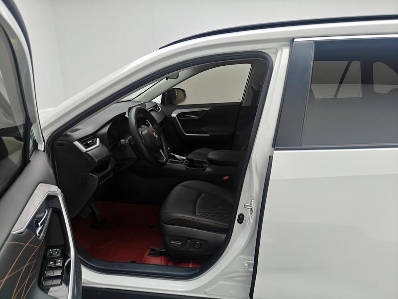 Toyota RAV4 Rong Fang 2024