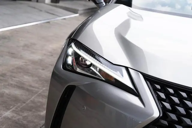 Lexus Lexus UX 260h Exploration*Cool Edition Country VI