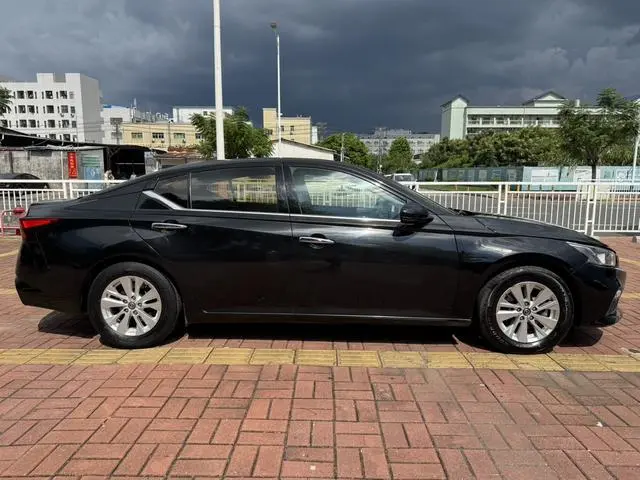 Nissan Teana 2.0L XE Fashion Edition