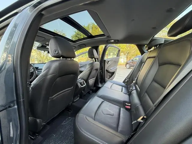 Chevrolet Mai Ruibao XL Redline 550T automatic sharp version