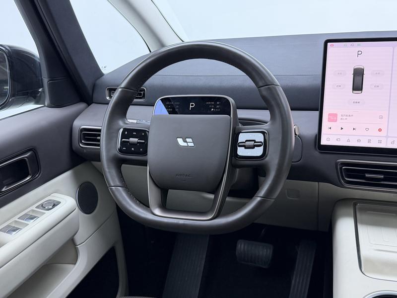 Li Auto Ideal MEGA 2024