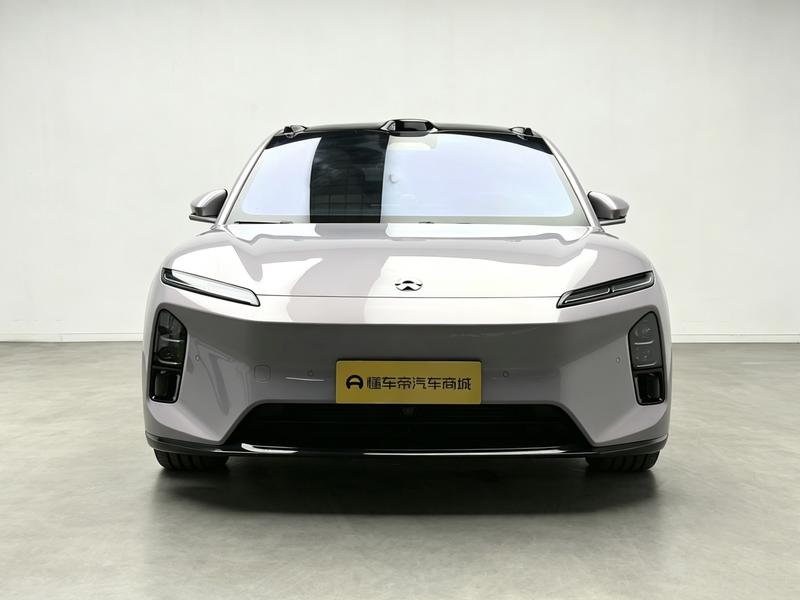 NIO NIO ET5 2025