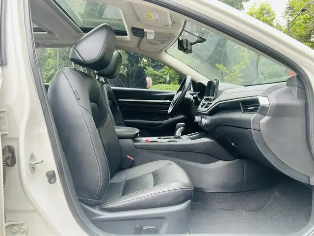 Nissan Teana 2.0 L XL Comfort Edition