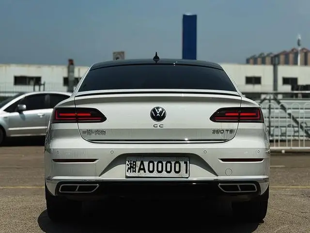 Volkswagen Volkswagen CC 380TSI eye-catching version