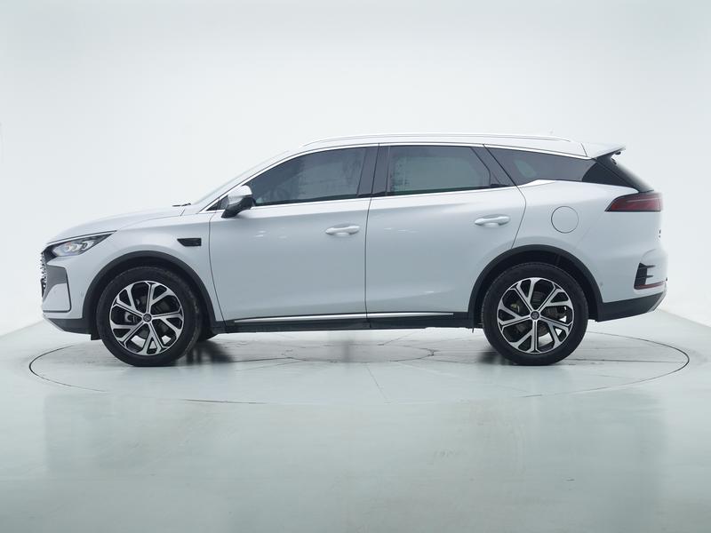 BYD Tang DM 2025