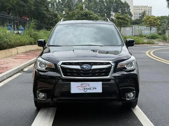 Subaru FORESTER Forester 2.5i Premium Navigation Version