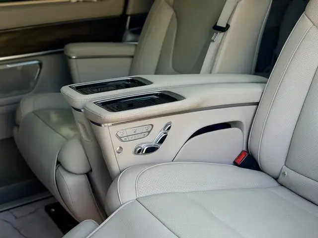 Mercedes-Benz Mercedes-Benz V-class V 260 Premium Edition