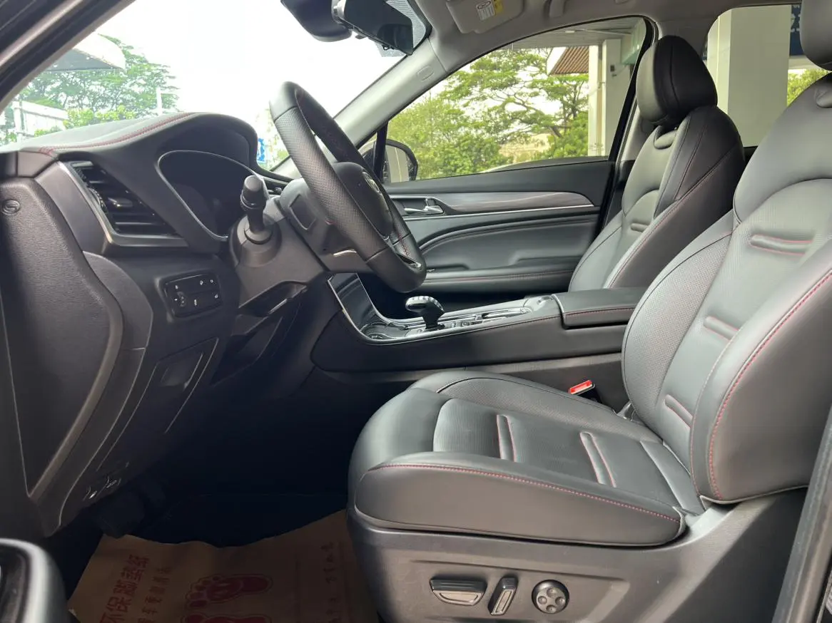GAC Trumpchi GS4 PLUS 390T automatic Nebula version