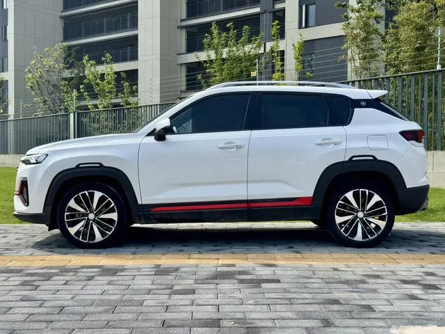Changan Changan CS35 PLUS Blue Whale NE 1.4T DCT Premium Type