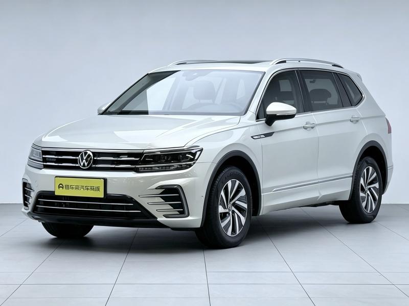 Volkswagen Tiguan L PHEV 2021