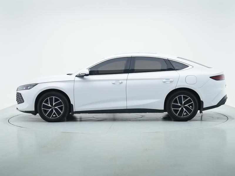 BYD Qin L DM 2024