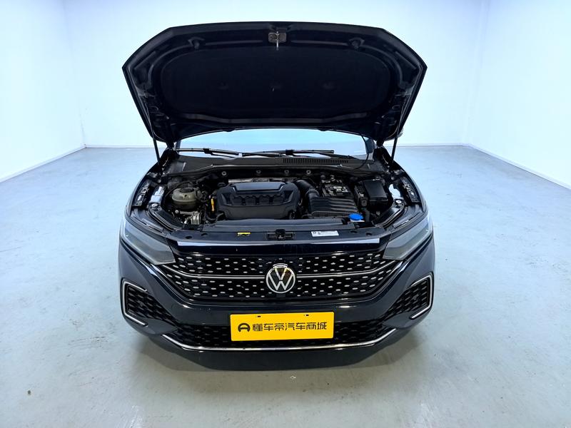 Volkswagen Passat 2025