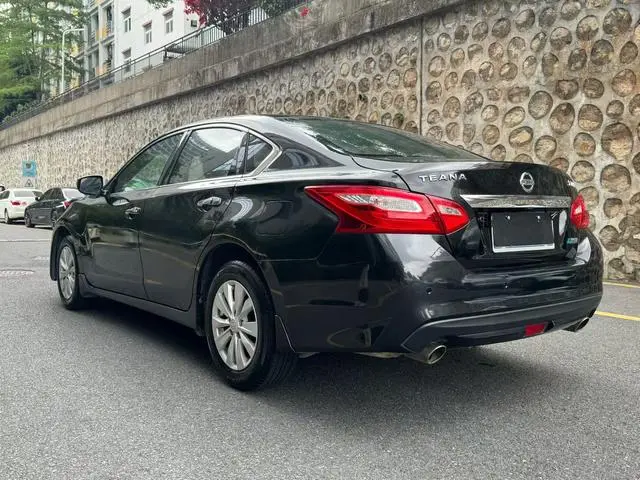 Nissan Teana Facelift 2.0 L XL Comfort Edition