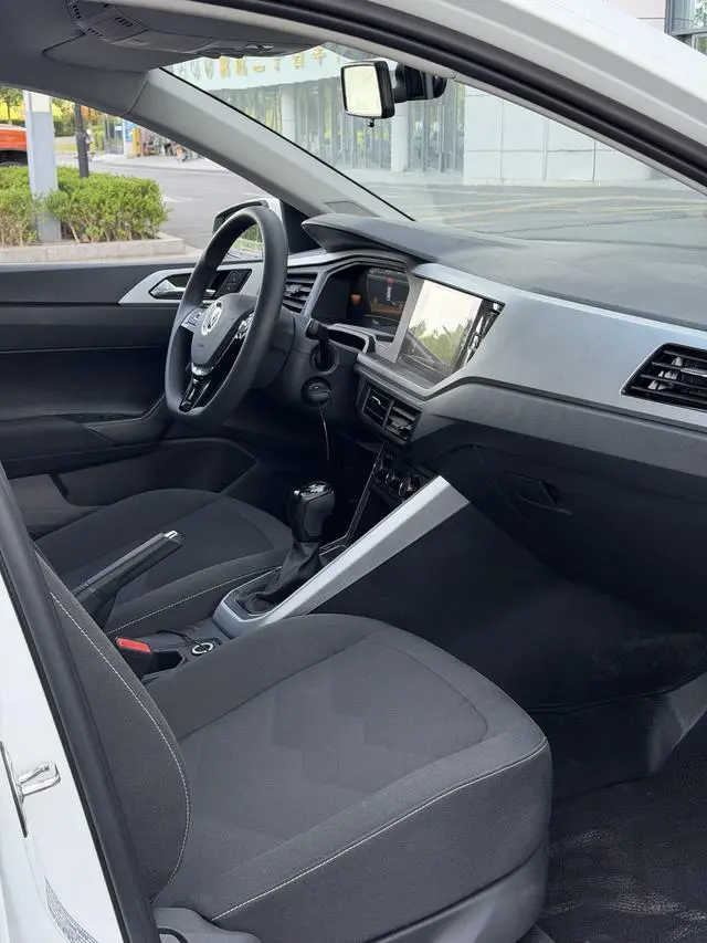 Volkswagen Polo Plus 1.5L automatic colorful technology version