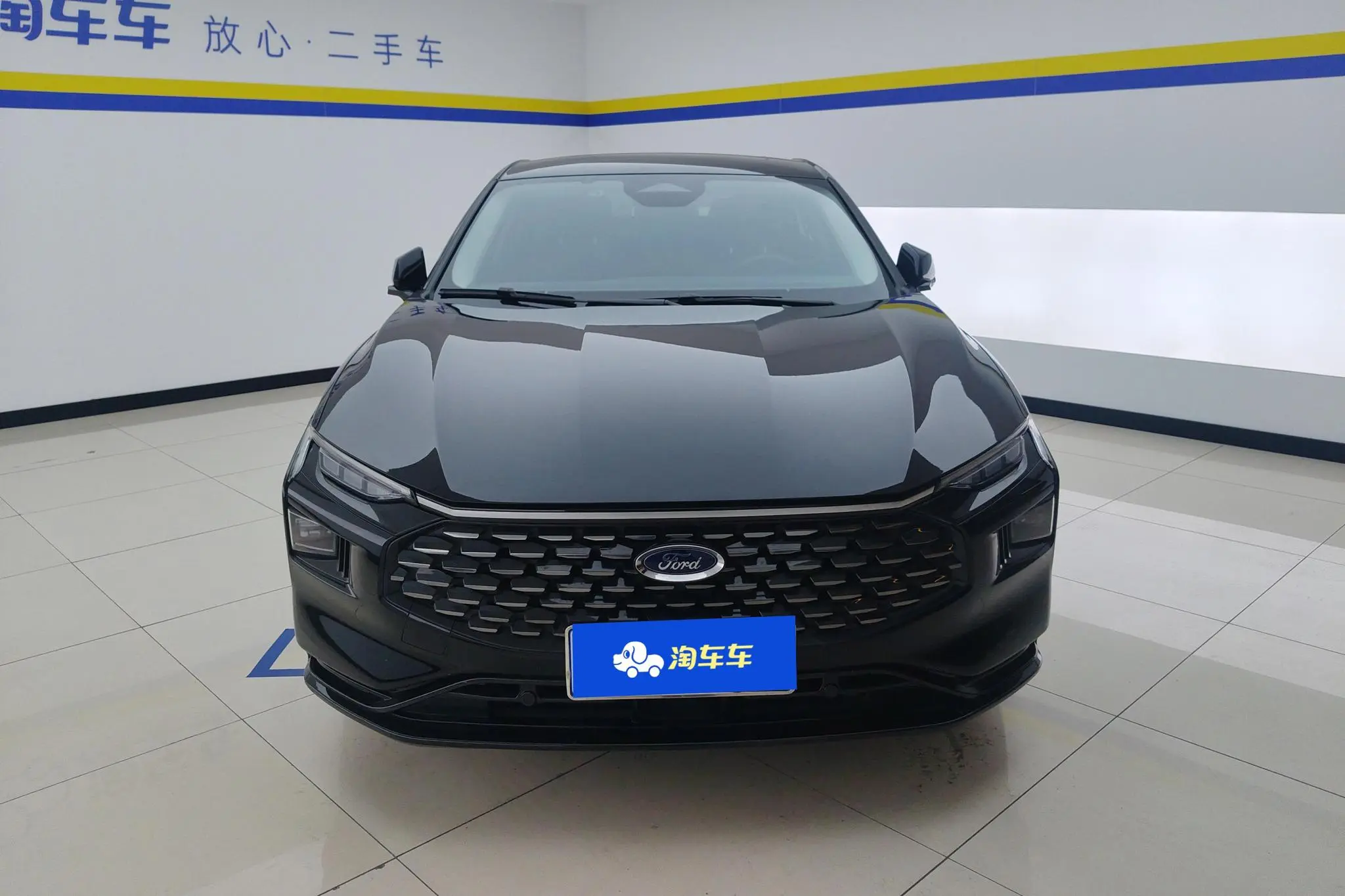 Ford Mondeo Facelift EcoBoost 245 luxury