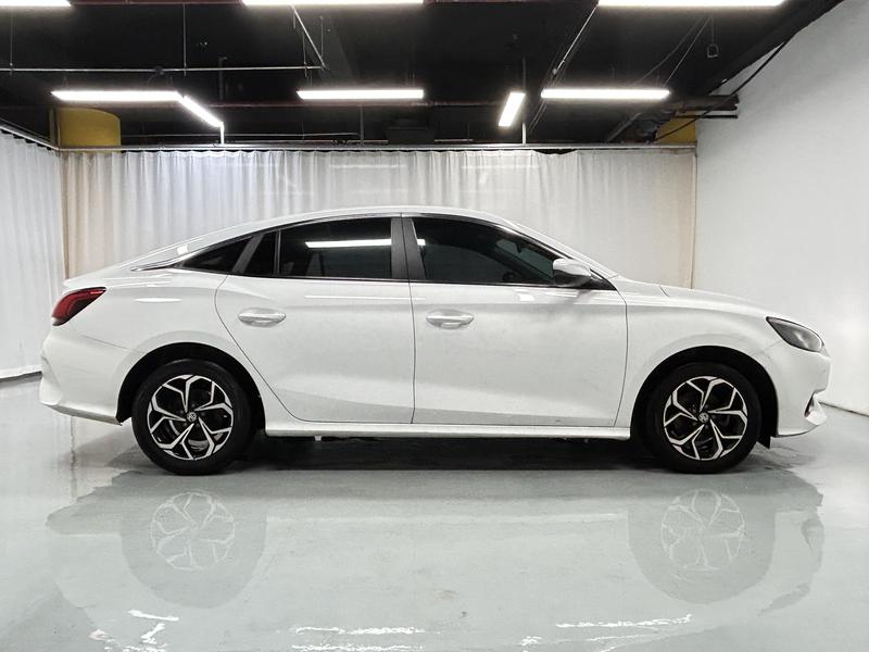 MG MG5 2022