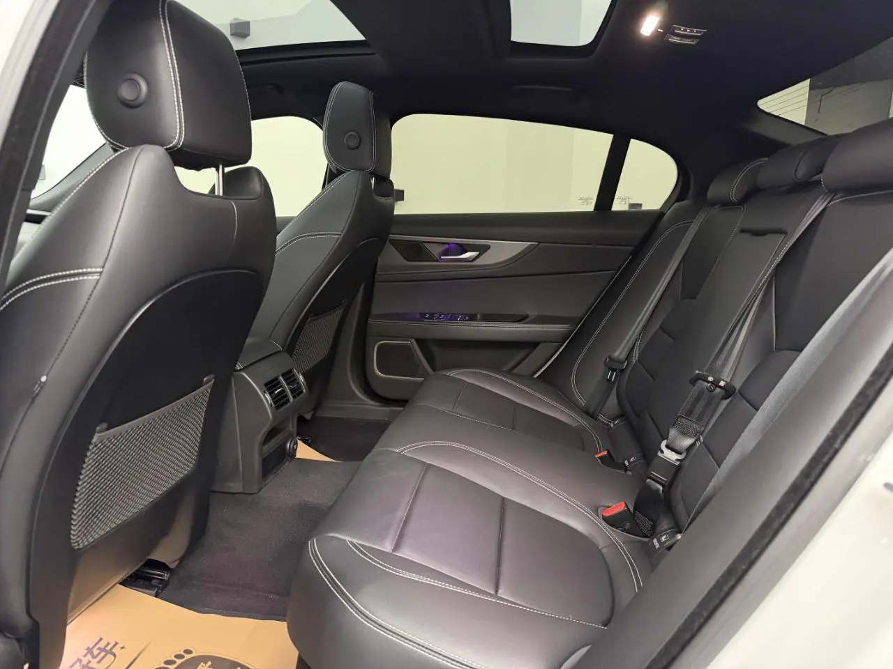 Jaguar Jaguar XEL 2.0T 200PS R-DYNAMIC S Enterprising Sports Edition