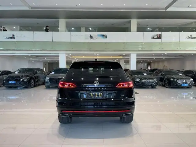 Volkswagen Touareg 3.0 TSI Sharp Edition