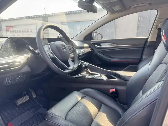 Changan Yidong PLUS Blue Whale NE 1.4T GDI Automatic Premium Type