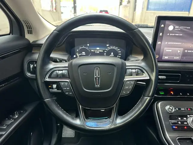 Lincoln Navigator 2.0T four-wheel drive Exclusive Edition