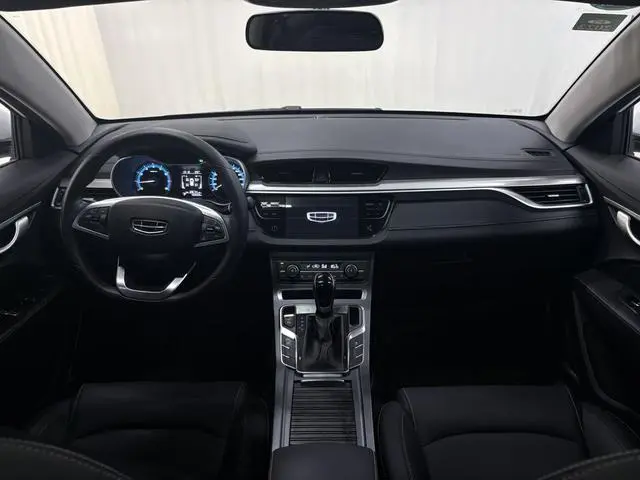Geely Emgrand 1.5L CVT luxury