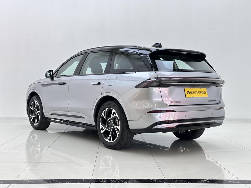 Lincoln Voyager 2025