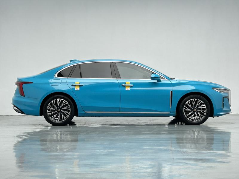 Hongqi Red Flag H5 2024