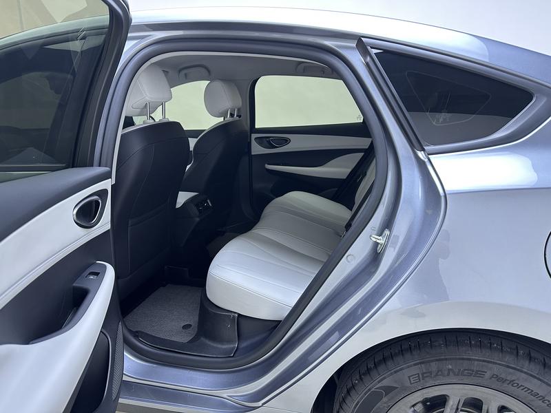 BYD Seal 05DM 2025