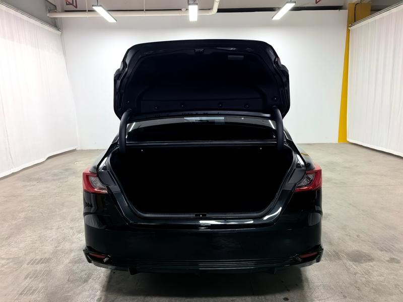 Toyota Camry 2024
