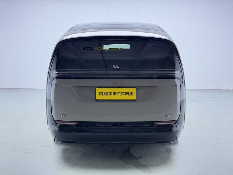 Li Auto Ideal MEGA 2024
