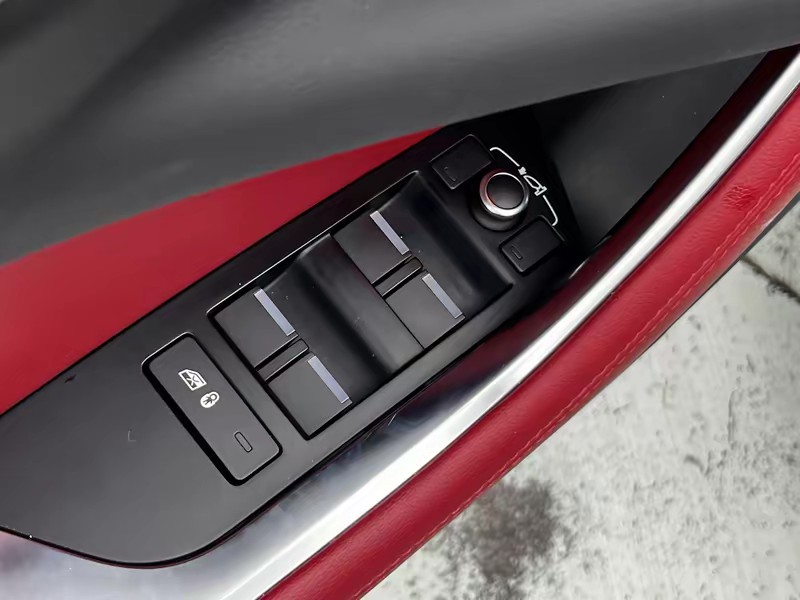 Jaguar Jaguar XEL 2023