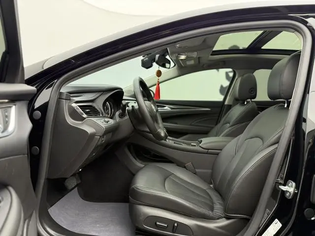 Buick Lacrosse 552T luxury