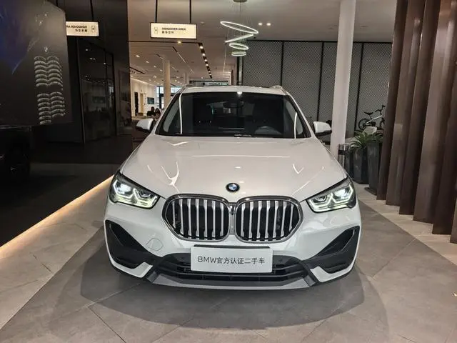BMW BMW X1 sDrive25Li leading type