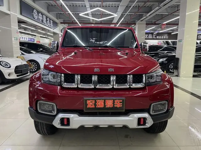 Beijing Beijing off-road BJ40 2.0T automatic four-wheel drive City Hunter edition knight type