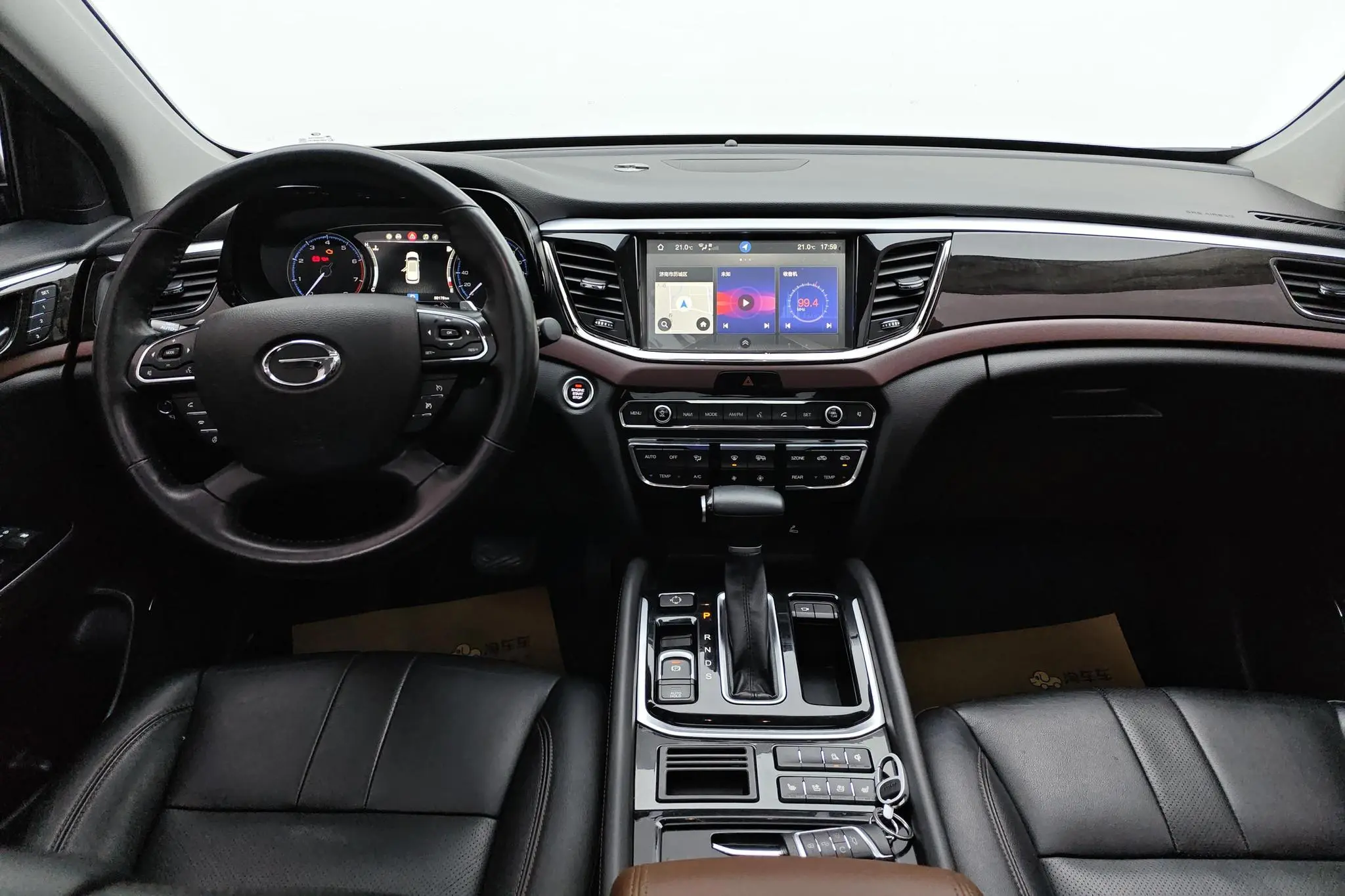 GAC Trumpchi GS8 320T two-wheel drive luxury Zhilian Edition 7 seats