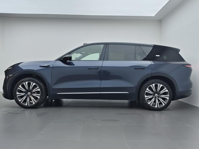 NIO NIO ES8 2023