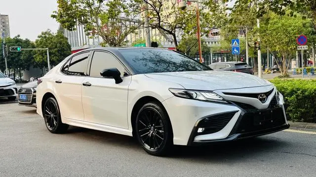 TOYOTA Camry 2.0S Knight Edition