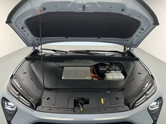 NIO NIO ES6 2020