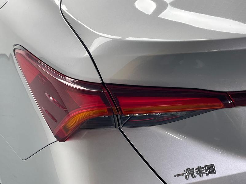 Toyota Asian Dragon 2019