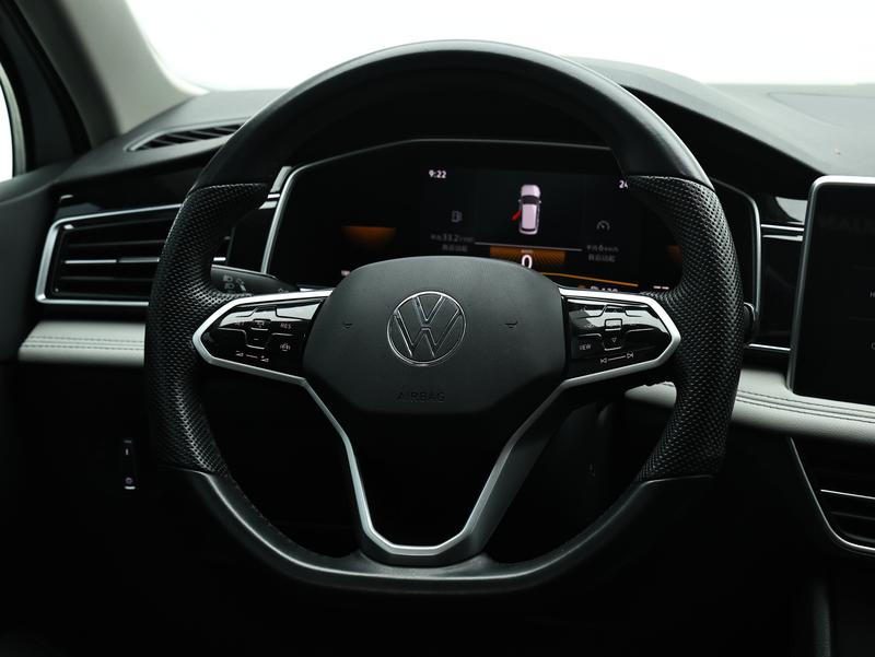 Volkswagen Tiguan L 2023