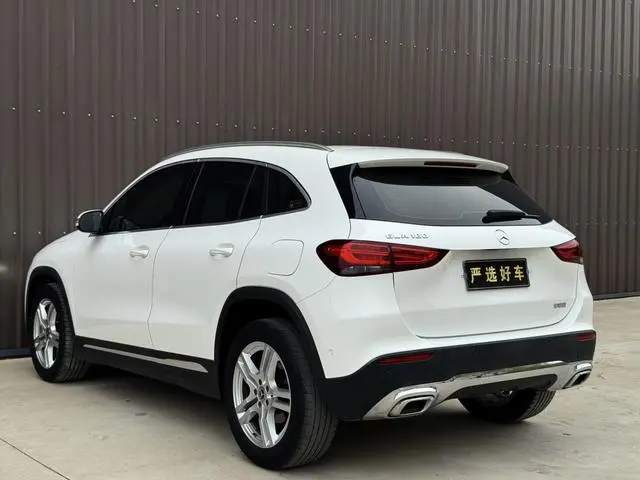 Mercedes-Benz Mercedes-Benz GLA GLA 180