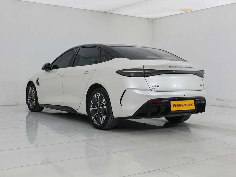 BYD seal 2024