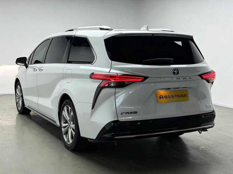 Toyota Sienna 2023