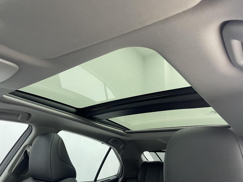 Toyota Camry 2023