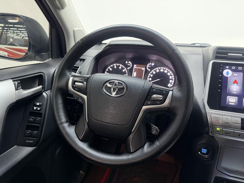 Toyota Prado 2018